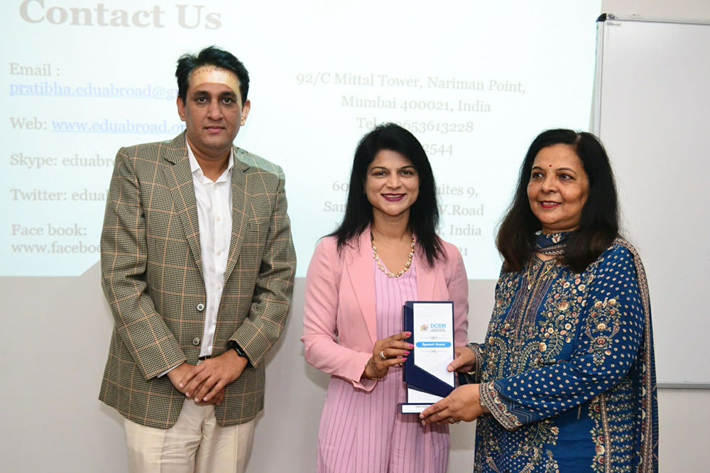 Dr. Pratibha Jain