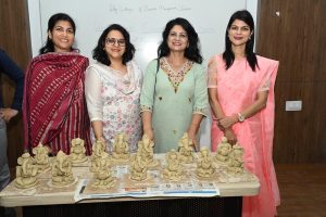 Eco-friendly Ganesha crafting